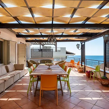 Appartement Sun And Sea Letojanni